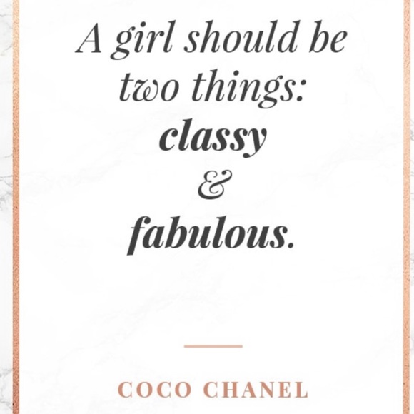 New items about to be listed / stay tuned ❤️ - Picture 1 of 1